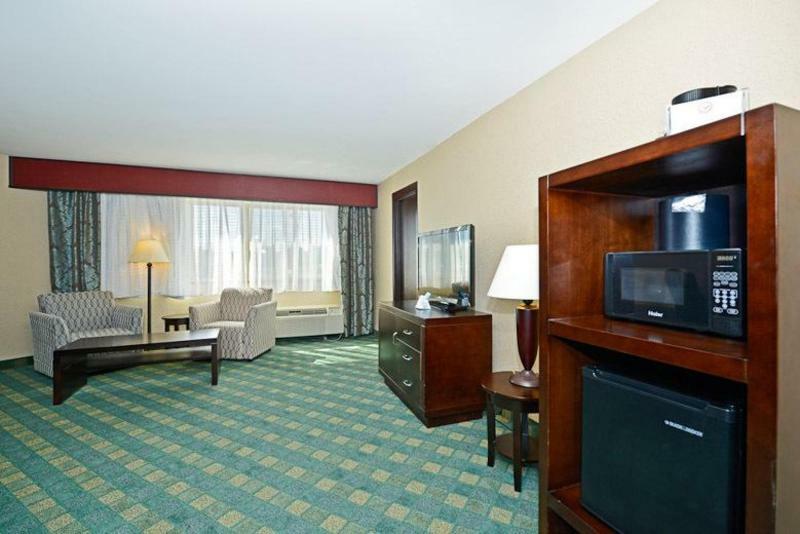 Causeway Bay Hotel Λάνσινγκ Εξωτερικό φωτογραφία