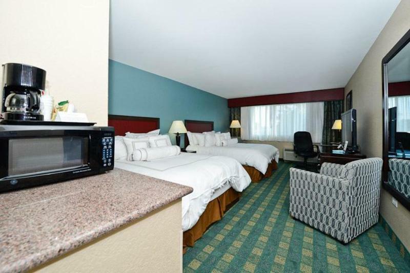 Causeway Bay Hotel Λάνσινγκ Εξωτερικό φωτογραφία